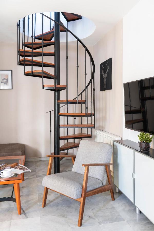 Apartamento Con Terraza En Sevilla Centro By Rent Me Экстерьер фото