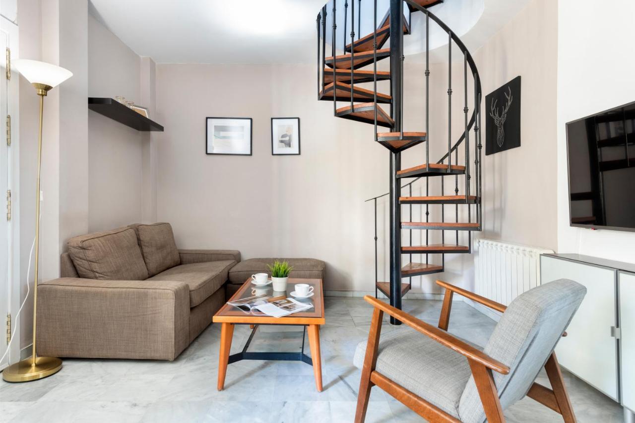 Apartamento Con Terraza En Sevilla Centro By Rent Me Экстерьер фото